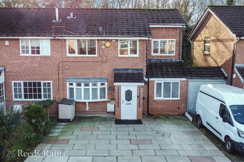 4 bedroom semi-detached house for sale, Firtree Avenue, Greater Manchester M33