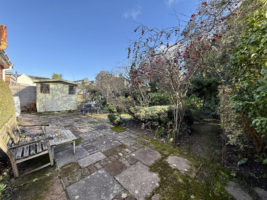 Rear Garden: