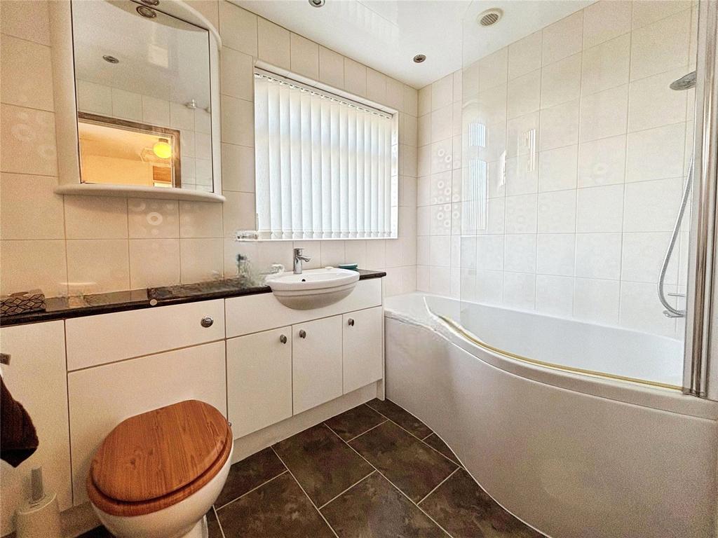 Bathroom/Wc