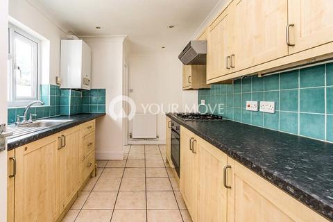 3 bedroom detached house to rent, Trafalgar Street, Kent ME7