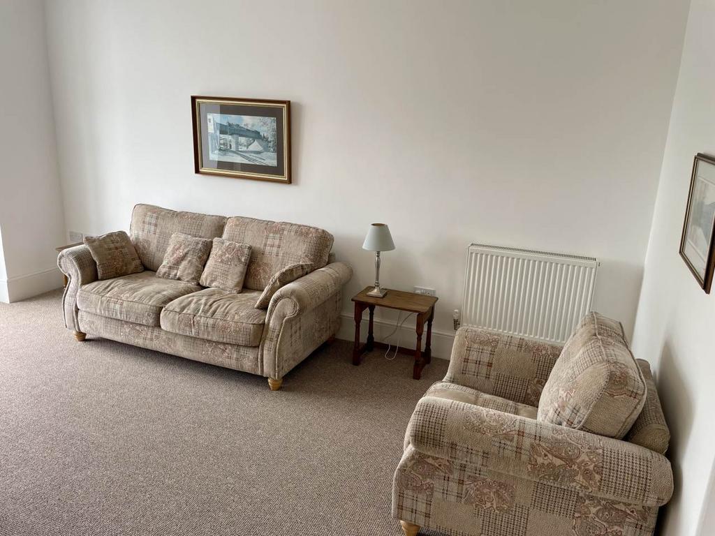 Lounge 3