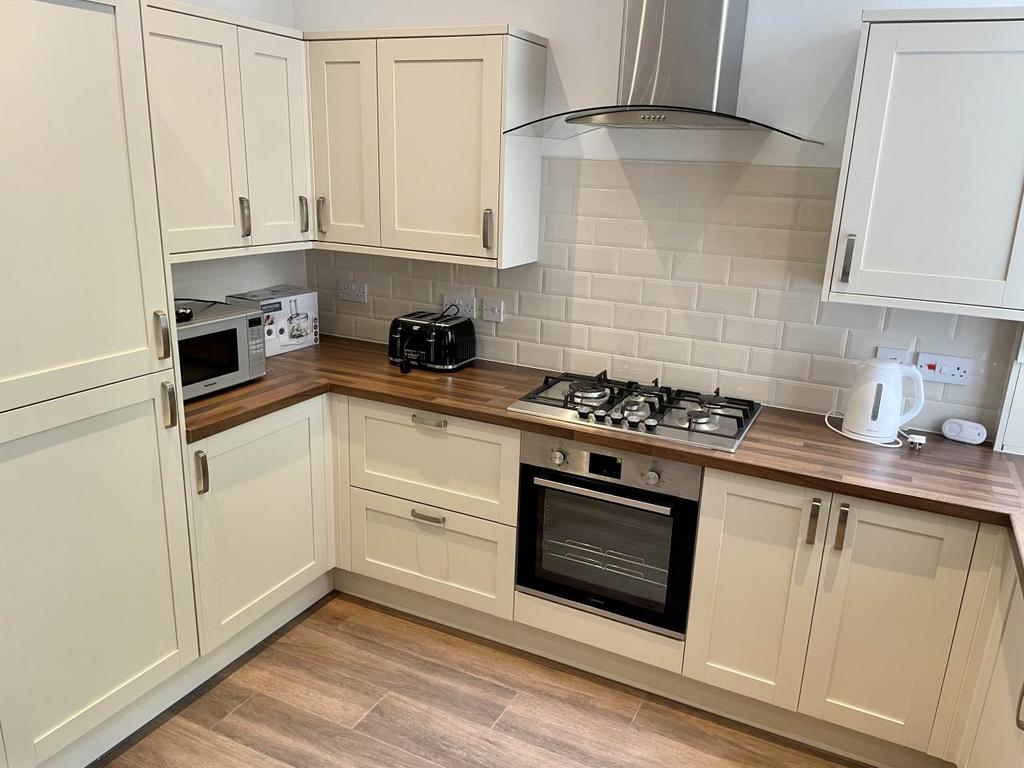 Kitchen 1