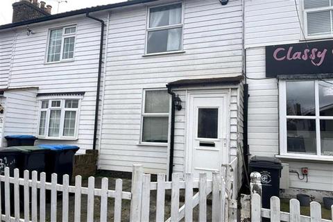 undefined, Lambourne Road, Chigwell, IG7
