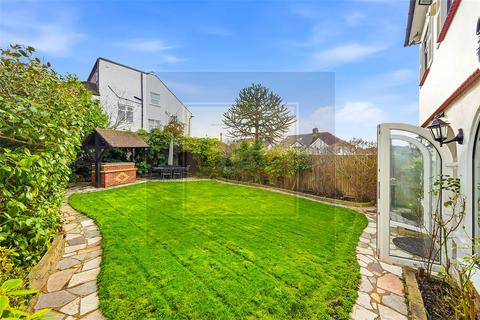 4 bedroom detached house for sale, Salmon Street, London