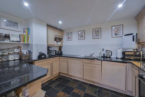 2 bedroom flat for sale, Vincent Square, Westminster, London, SW1P