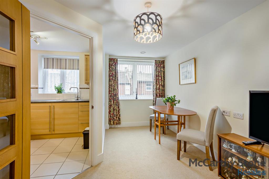 8678186-interior05-800.jpg