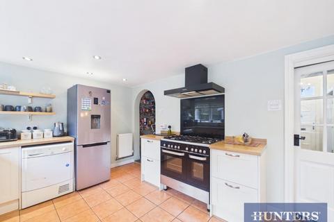 undefined, Scarborough Road