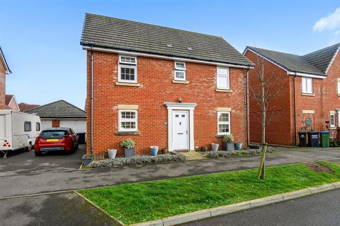 undefined, Thompson Grove, Littlehampton BN17