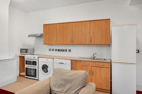 2 bedroom flat to rent, Gower Street, London