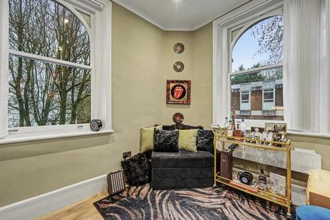 1 bedroom apartment to rent, Hampstead High Street, Hampstead, London, NW3