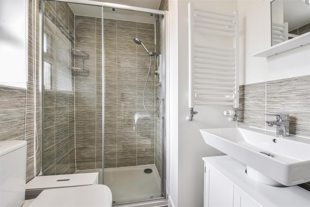 En Suite Shower Room