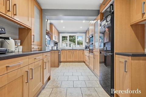 4 bedroom semi-detached house for sale, The Avenue, Dunmow, CM6