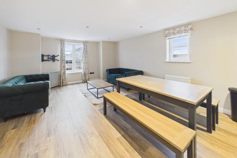 2 bedroom flat to rent, Fairfield Gardens, Fairmilehead, Edinburgh, EH10