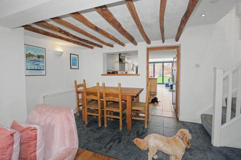 undefined, Green Lane, Hersham Village KT12