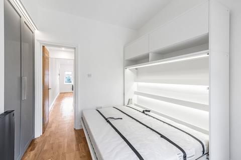 undefined, Selworthy Road, London, SE6