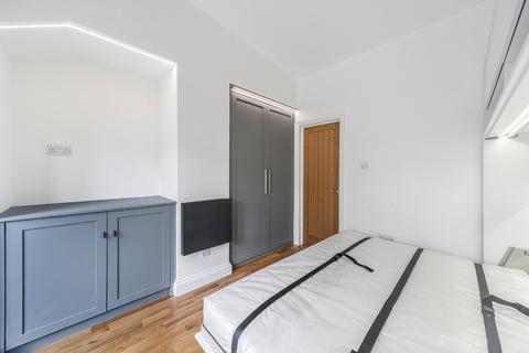 undefined, Selworthy Road, London, SE6