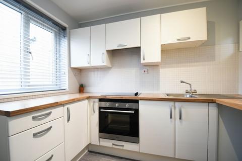 2 bedroom flat for sale, Cholmondeley Road, Rivington Cholmondeley Road, M6