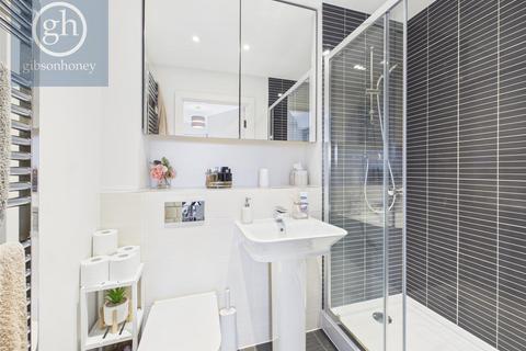 2 bedroom apartment to rent, Arla Place, Ruislip HA4