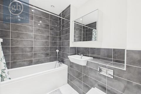2 bedroom apartment to rent, Arla Place, Ruislip HA4