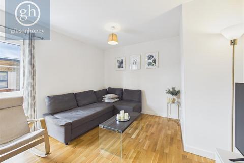 2 bedroom apartment to rent, Arla Place, Ruislip HA4