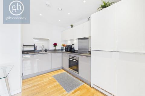 2 bedroom apartment to rent, Arla Place, Ruislip HA4