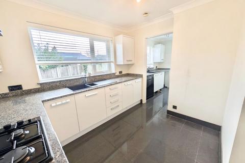 3 bedroom bungalow for sale, Craven Avenue, Canvey Island