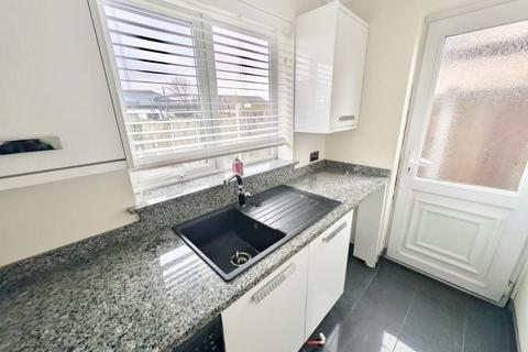 3 bedroom bungalow for sale, Craven Avenue, Canvey Island