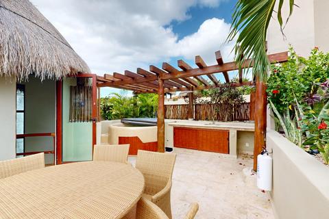 3 bedroom penthouse, 1 Avenida Nte. 248
