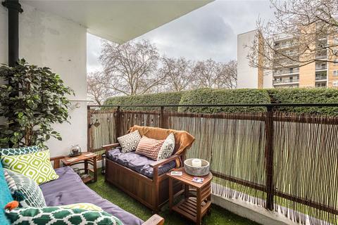 2 bedroom apartment for sale, Churchill Gardens, London, SW1V