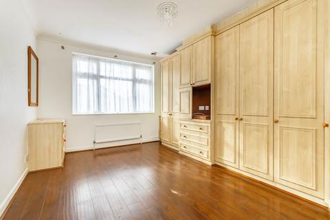 undefined, Rochester Avenue, Feltham TW13