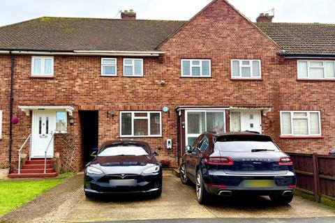 Huntingfield Way, Egham, Surrey, TW20