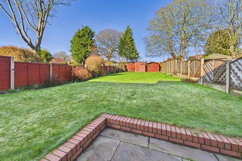 4 bedroom semi-detached house for sale, The Vale, Kirk Ella