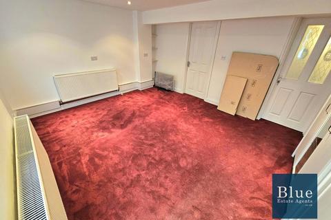 1 bedroom terraced house to rent, Kingsbridge Road, Southall, UB2