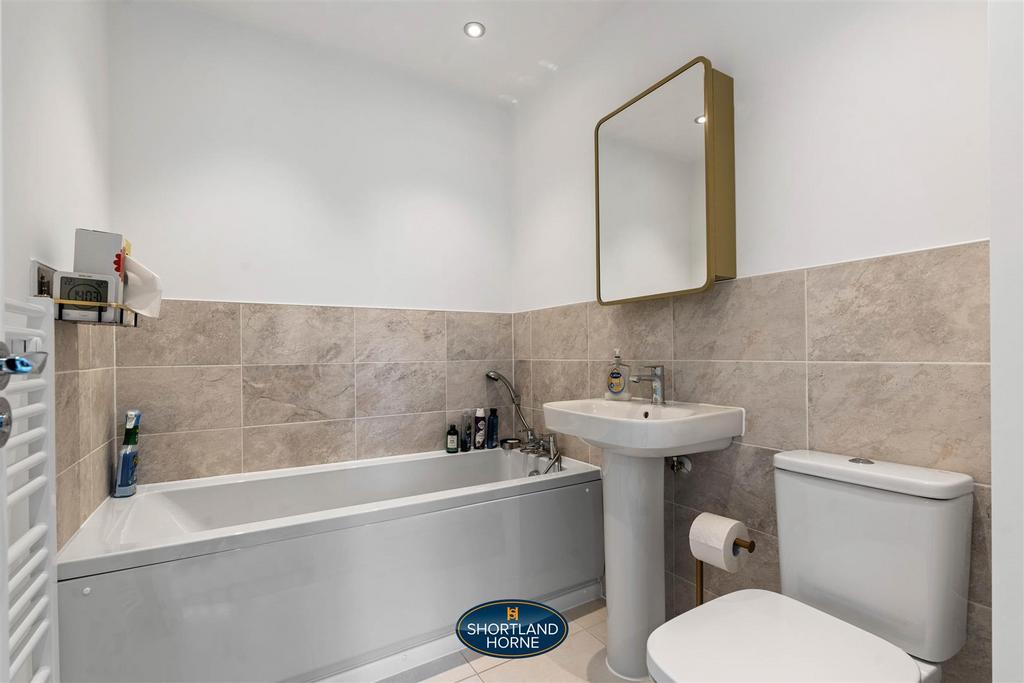 7 Cromwell Close SH WM (11 of 20).jpg
