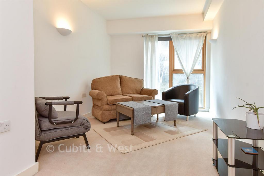 Lounge/ Kitchen/ Diner