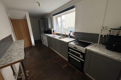 3 bedroom semi-detached house for sale, Abernant Road, Cwmgors, Ammanford, SA18