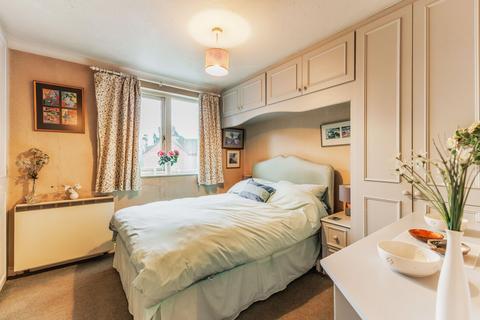 2 bedroom flat for sale, Warwick Road, Stratford-Upon-Avon CV37