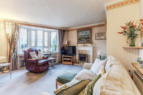2 bedroom flat for sale, Warwick Road, Stratford-Upon-Avon CV37