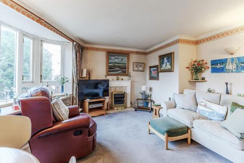 2 bedroom flat for sale, Warwick Road, Stratford-Upon-Avon CV37