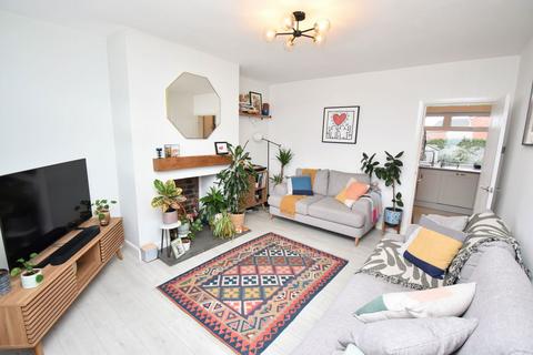 3 bedroom townhouse for sale, Liverpool Road, Widnes, WA8 7XP