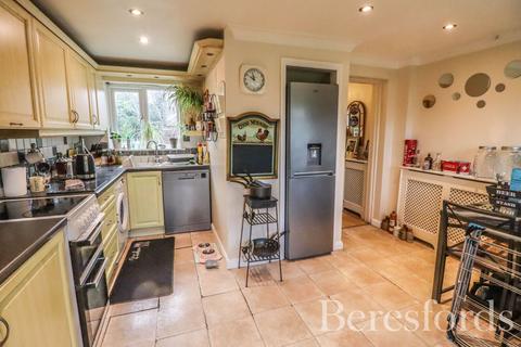 3 bedroom end of terrace house for sale, Edinburgh Close, Witham, CM8