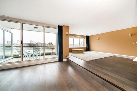 2 bedroom flat to rent, Thames Quay, London SW10