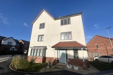 3 bedroom semi-detached house for sale, Knight Street, Pontefract