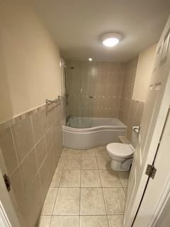 2 bedroom apartment to rent, Grosvenor Road, Swinton M27