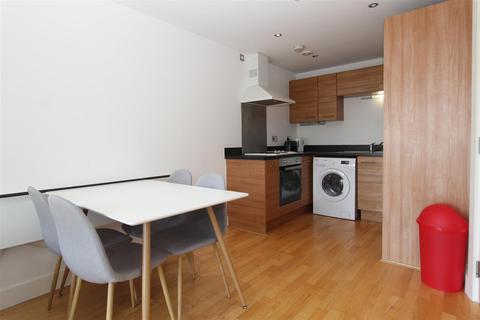 1 bedroom flat to rent, La Salle, Leeds Dock