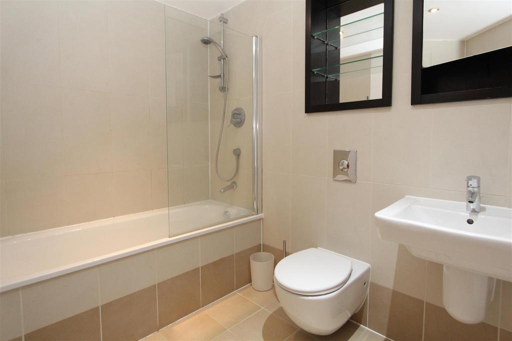 Bathroom.JPG