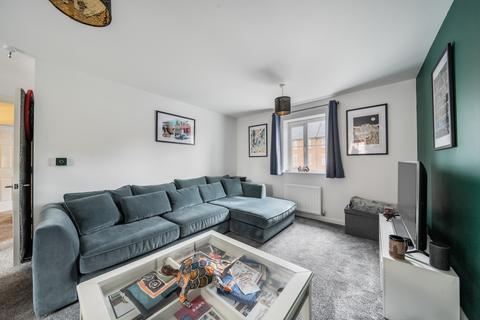 2 bedroom flat for sale, Haydon End, Swindon SN25