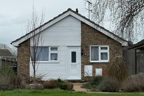 2 bedroom bungalow for sale, Oakwood Close, Frinton on Sea , Kirby Cross, CO13