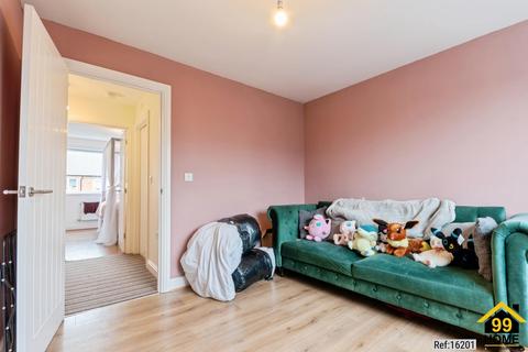 2 bedroom semi-detached house for sale, Malting Crescent, Nottingham, NG9