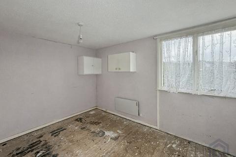 undefined, Ormesby TS7